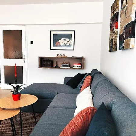 Apartment Spacious And Modern In Town Center
